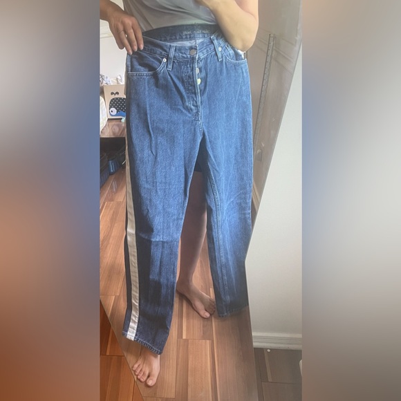 Jeans - Picture 2 of 3